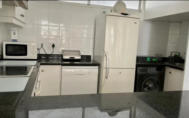 34 Kyalanga Beachfront Apartment