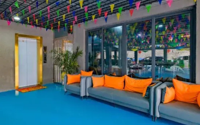 Yunlv Sunshine Homestay (Yichang Three Gorges Home Scenic Area)