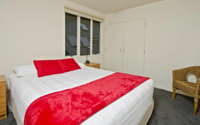 The Pavilions Beachfront Apartments