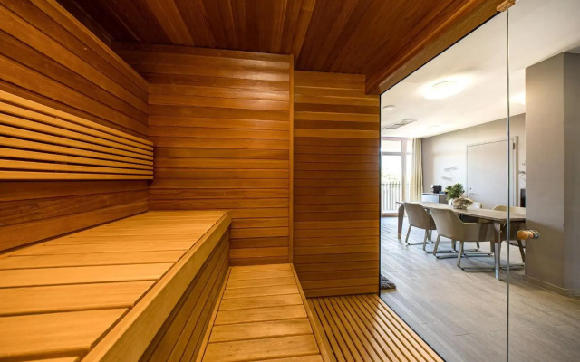 Mana Suites & Sea