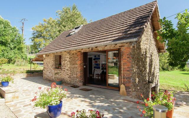 Comfortable gite in picturesque medieval village