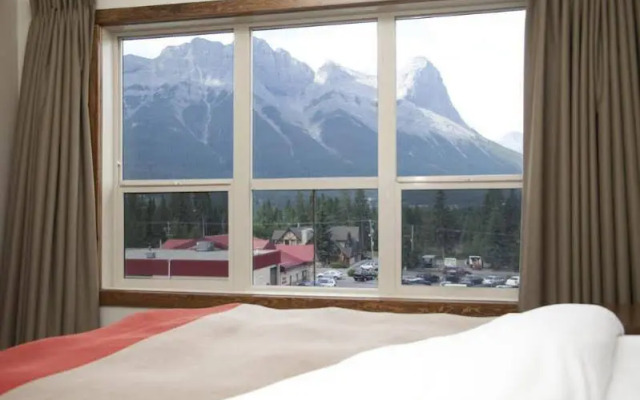 Fire Mountain Lodge
