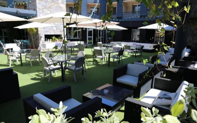 Cors Hotel