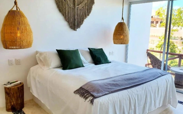 Sanyama Holbox