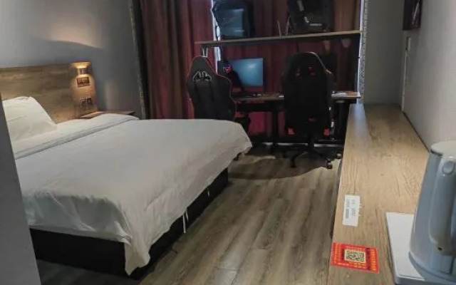 Asin E-sports Hotel (Shanghai Jinshan East Jiao Park)