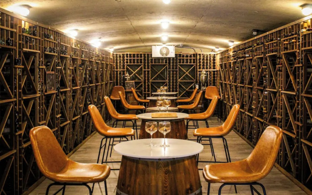 Chateau Merrimack Resort & Spa