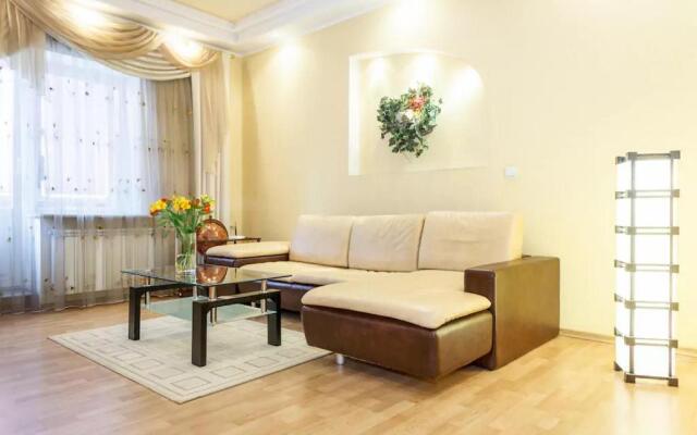 Apartment on Soborniy 177