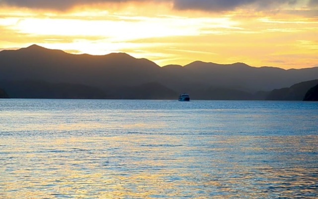 Sun Flower City Hotel