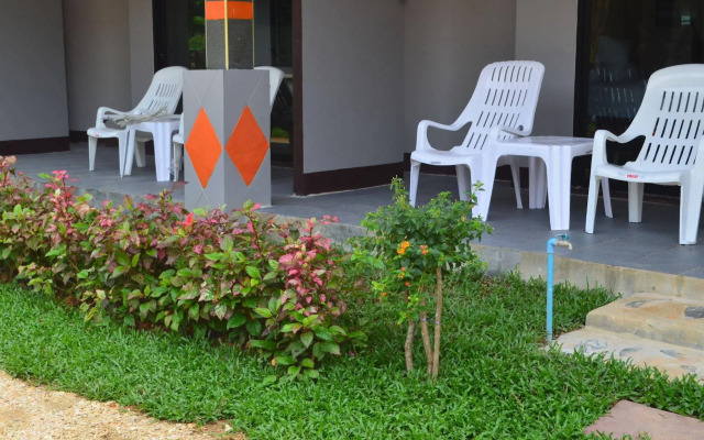Lanta Nice Beach Resort