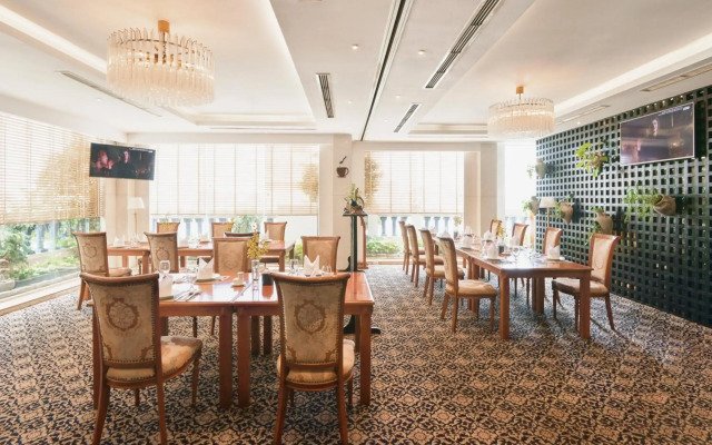 Hotel Grand Saigon