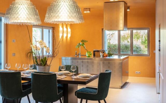 Is Molas Villas