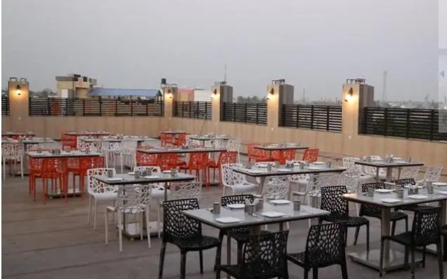 The SSLR Hotel