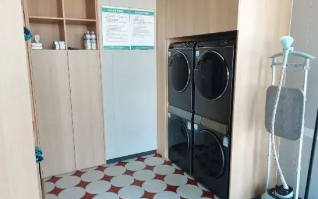 Jining INZONE GARLAND SELECTION Hotel (Nanchi Park Railway Station)