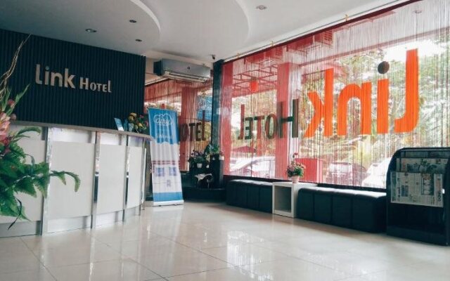 Link Hotel