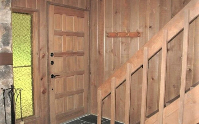 Woodsy 'a' Frame 3 Bedroom Cabin by RedAwning