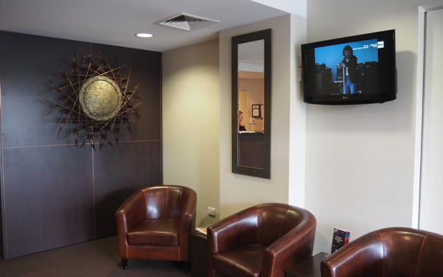 St Ives Apartments