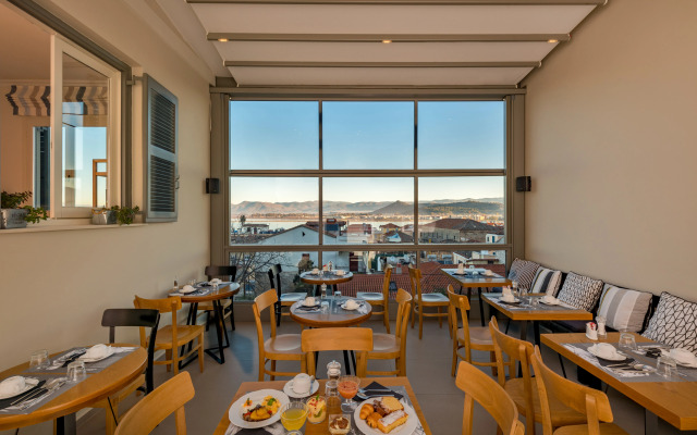 Leto Nuevo Hotel
