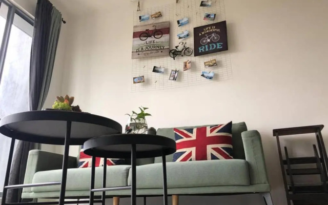 Enjoy Modern, Spacious, Peaceful stay with Lake view - Gravit8