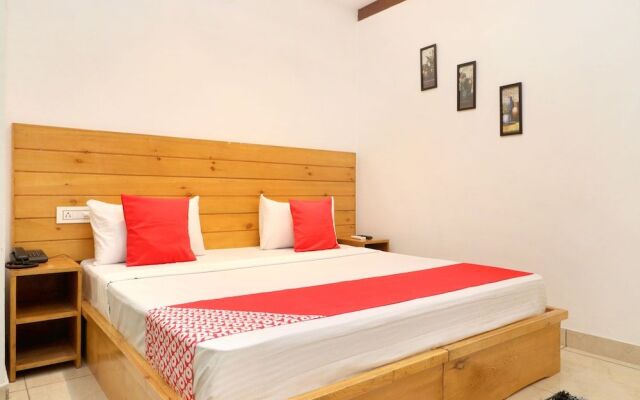 Oyo 26606 Hotel R K Grand