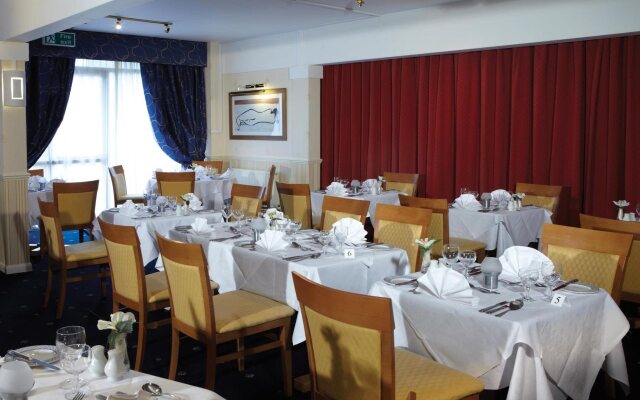 Tiverton Hotel Lounge & Venue