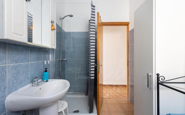 Home2Book Cozy Apartment Santa Cruz Center, Wifi