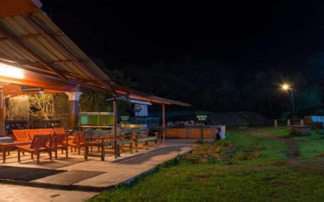 De Rock Jungle Living Resort Masinagudi