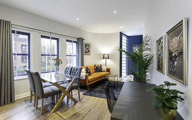 Gorgeous Roehampton Flat