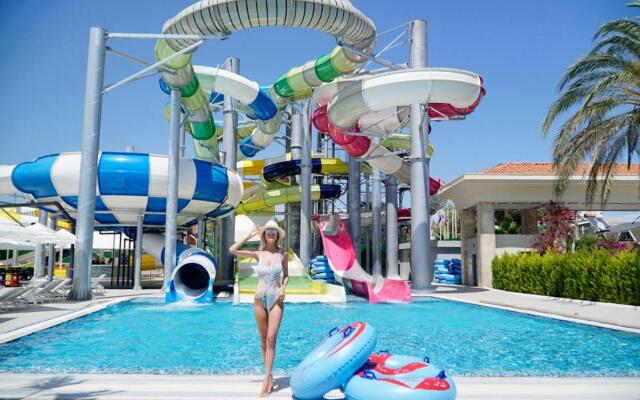 Rai Premium Tekirova Hotel