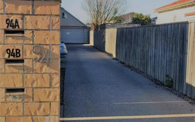 Regents 94B - Christchurch Holiday Homes