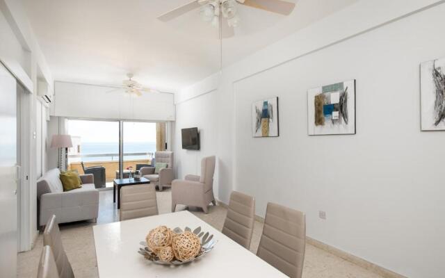 Apollon Beachfront Apartment 302