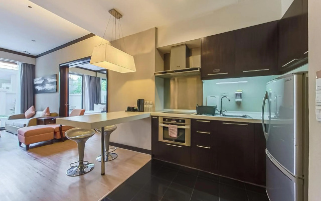 MiCasa All Suite Hotel