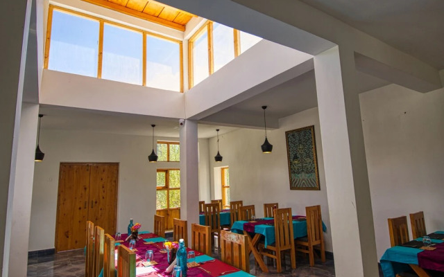 Chalet Seabuckthorn