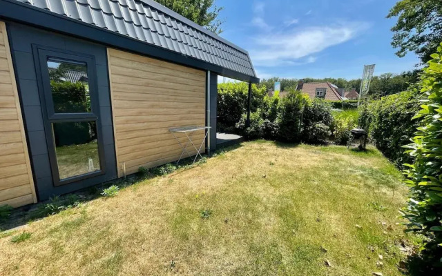 Lovely Holiday Home in Kaatsheuvel With Bubble Bath