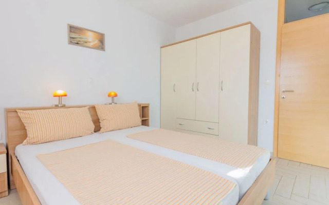 Apartment Mlasina Nin 7257