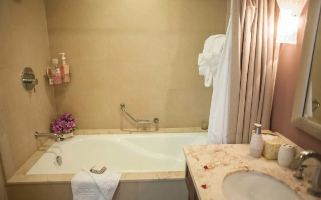 Palmyra Luxury Suites