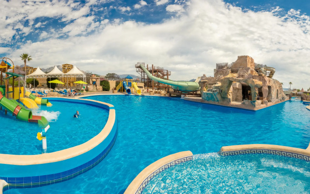Magic Robin Hood Waterpark Lodge Resort