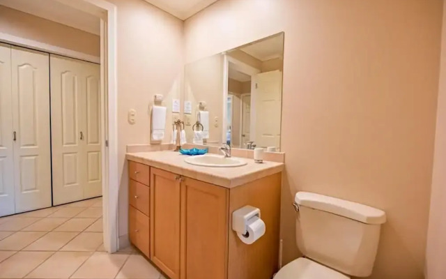 CR Luxury Del Mar 5H 2 Bdrm