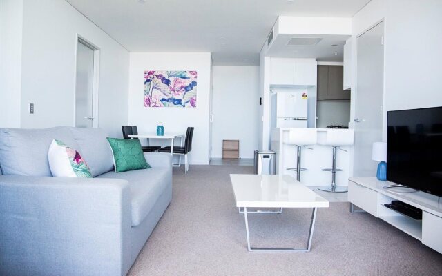 Meriton Suites Southport, Gold Coast