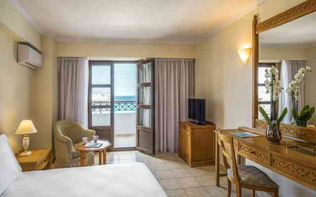 Mitsis Petit Palais Beach Hotel