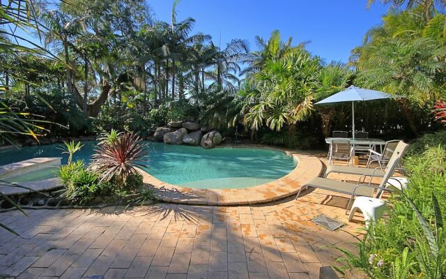 Oasis Inn Ulladulla - Guest 18 Years and Older