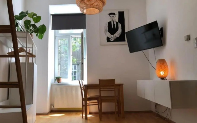 Neues, gemütliches Studio im Zentrum in Ruhelage