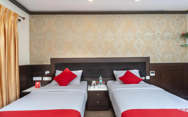 Hotel Sumi Palace