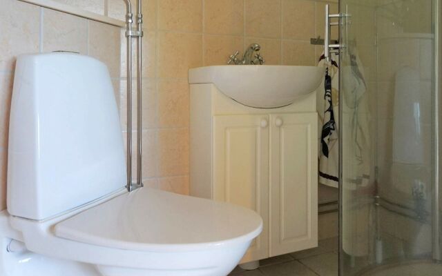 2 Person Holiday Home in Vänersborg