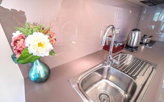 162 Kings of Riccarton Motel