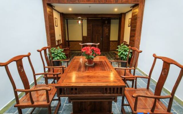 Tusi Bieyuan Hotel