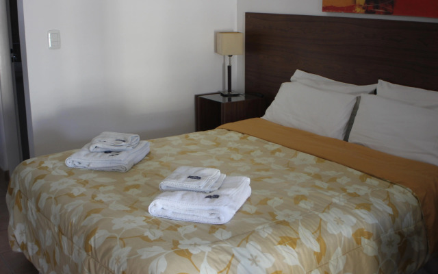Las Lomas Suite & Spa