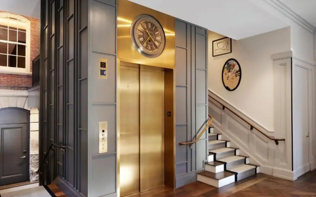 The Whitney Hotel