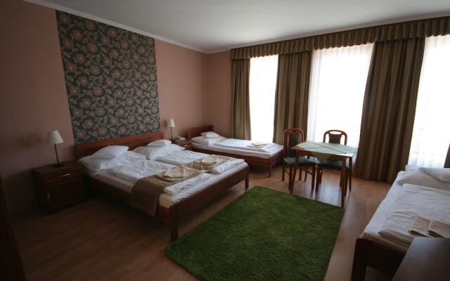 Hotel Patonai