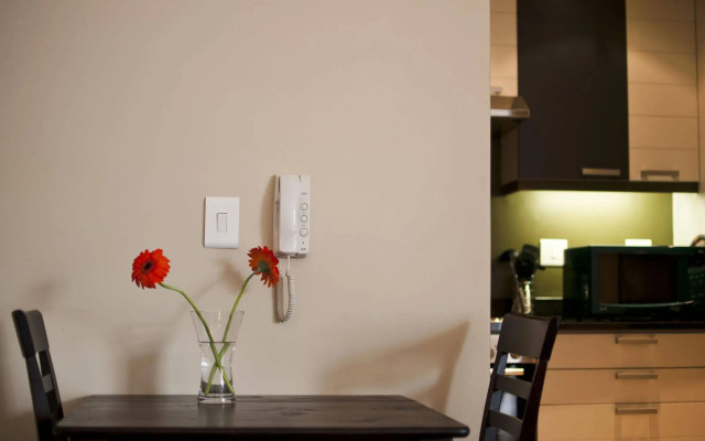 1109 The Decks at 67 Long Street