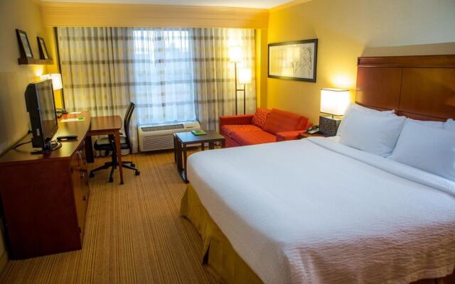 Courtyard Springfield Downtown